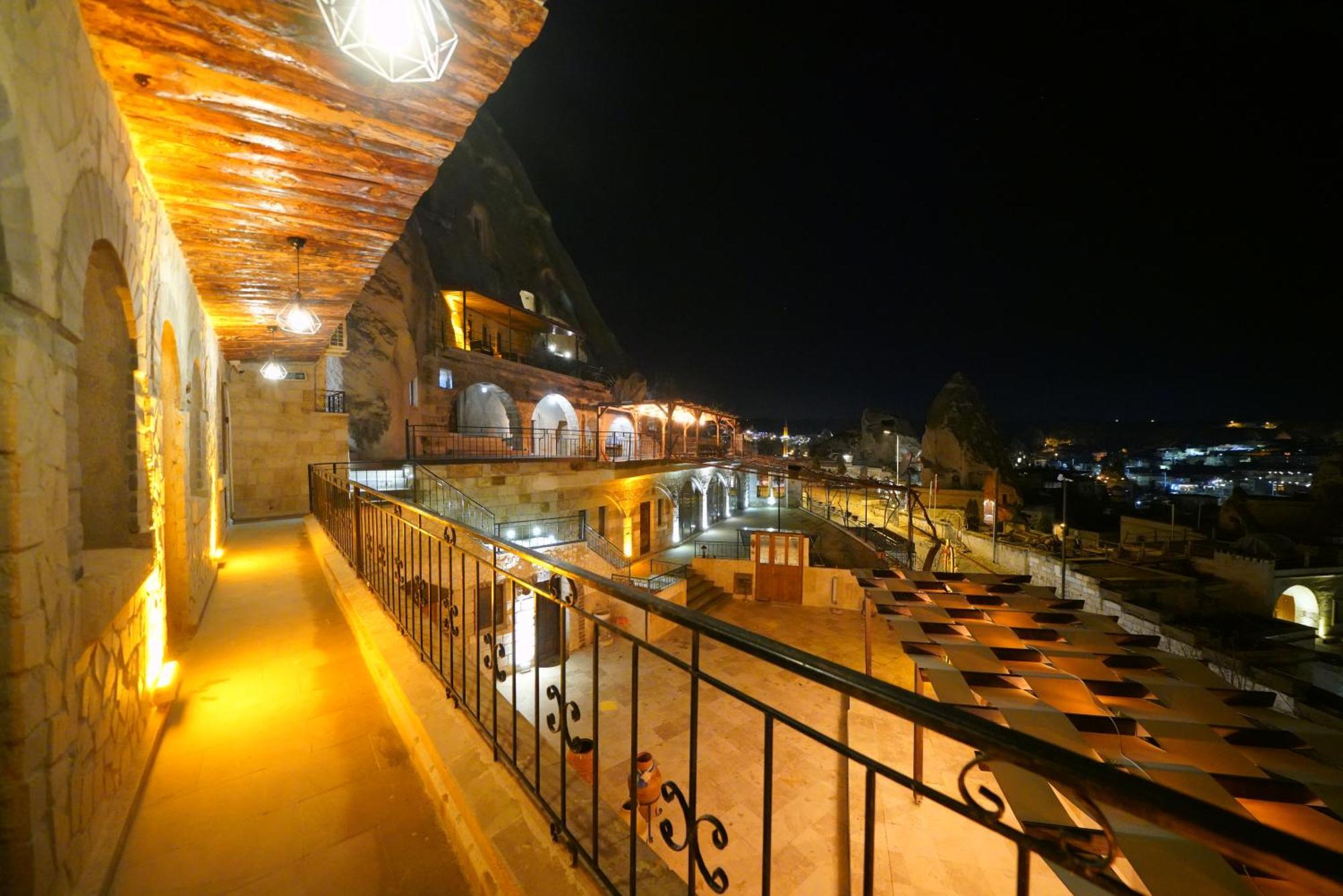 Elite Cave Suites Göreme Esterno foto